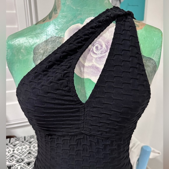 MADE IN BRAZIL- SEXY ONE PIECE CONVERTIBLE BLACK WORKOUT JUMPSUIT, ONE SIZE - Picture 5 of 7